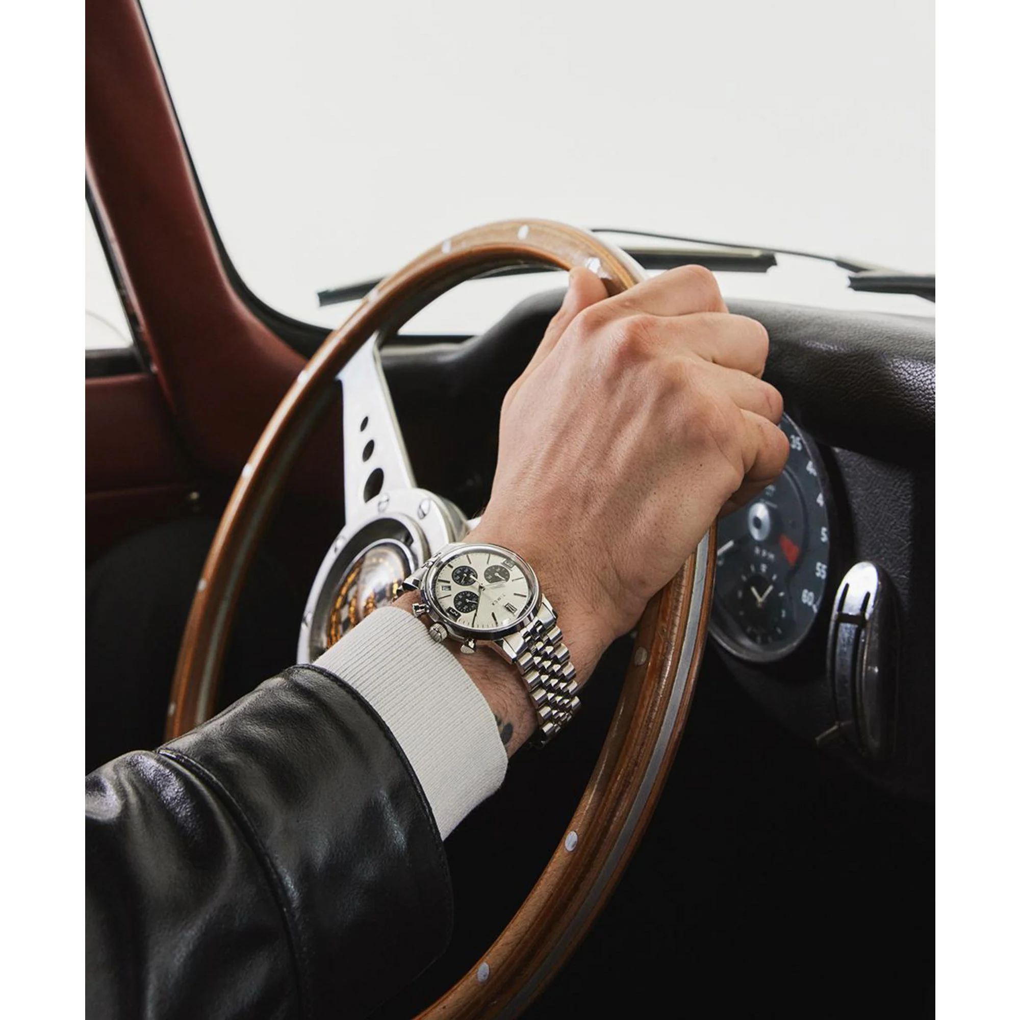 Marlin Chronograph Tachymeter 42mm Stainless Steel Bracelet Watch - Image 4