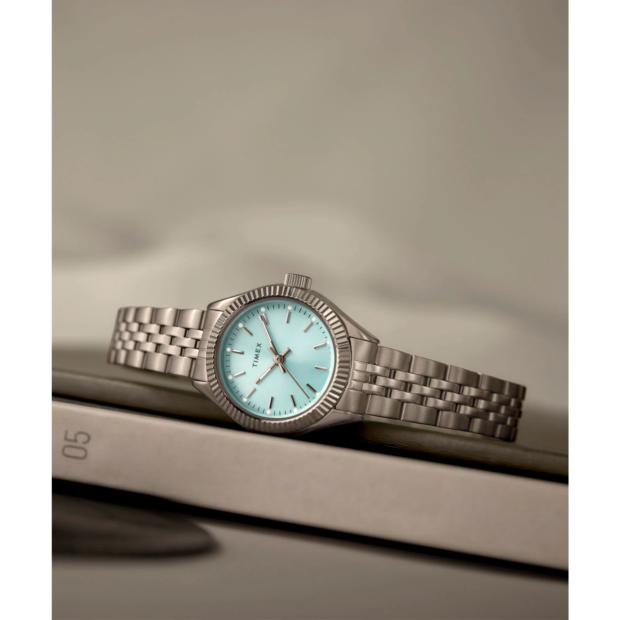 TIMEX Trend Blue Round Dial Analog Women's Watch - TW2W90700UJ - Image 6