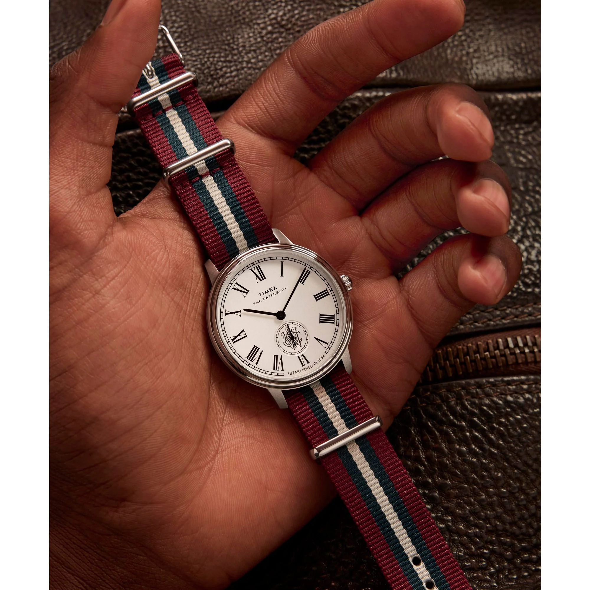 TIMEX Waterbury Silver-Tone Round Dial Analog Men's Watch - TW2Y27600UJ - Image 7