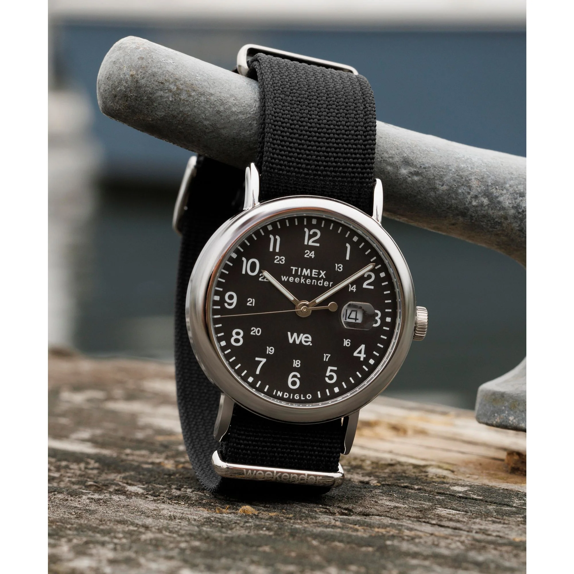 TIMEX Weekender Main Line Men Black Round Dial Analog Watch - TW2W86100UJ - Image 8