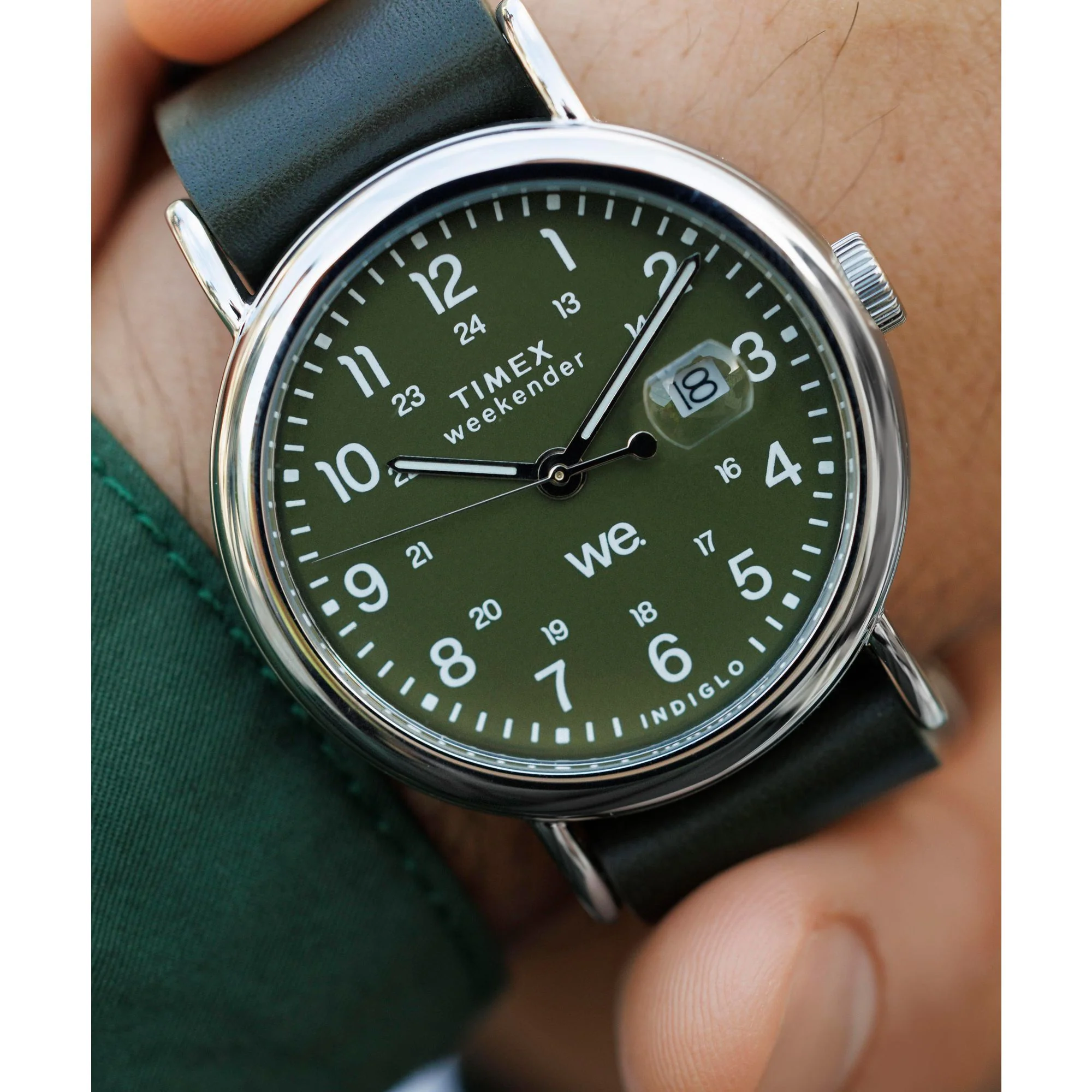Timex Weekender Round 37mm Black Dial Analog Watch for Unisex - TW2W85700UJ - Image 2